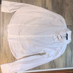 NWT button up shirt. Size m